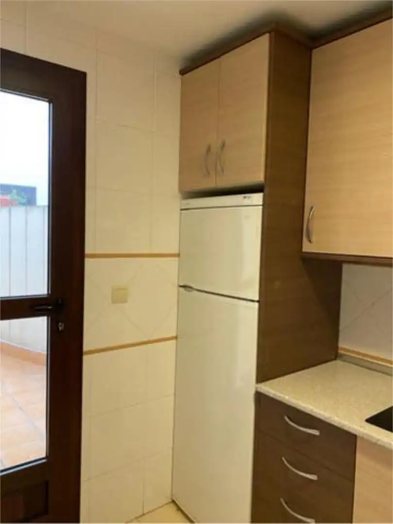 Piso en La Zubia - Foto 4