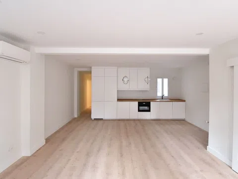 Piso en calle María del Carmen, 3