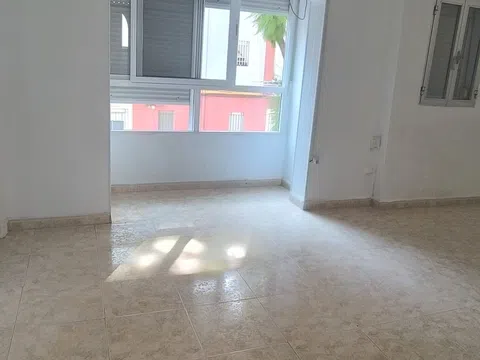 Piso en calle Bidasoa, 36