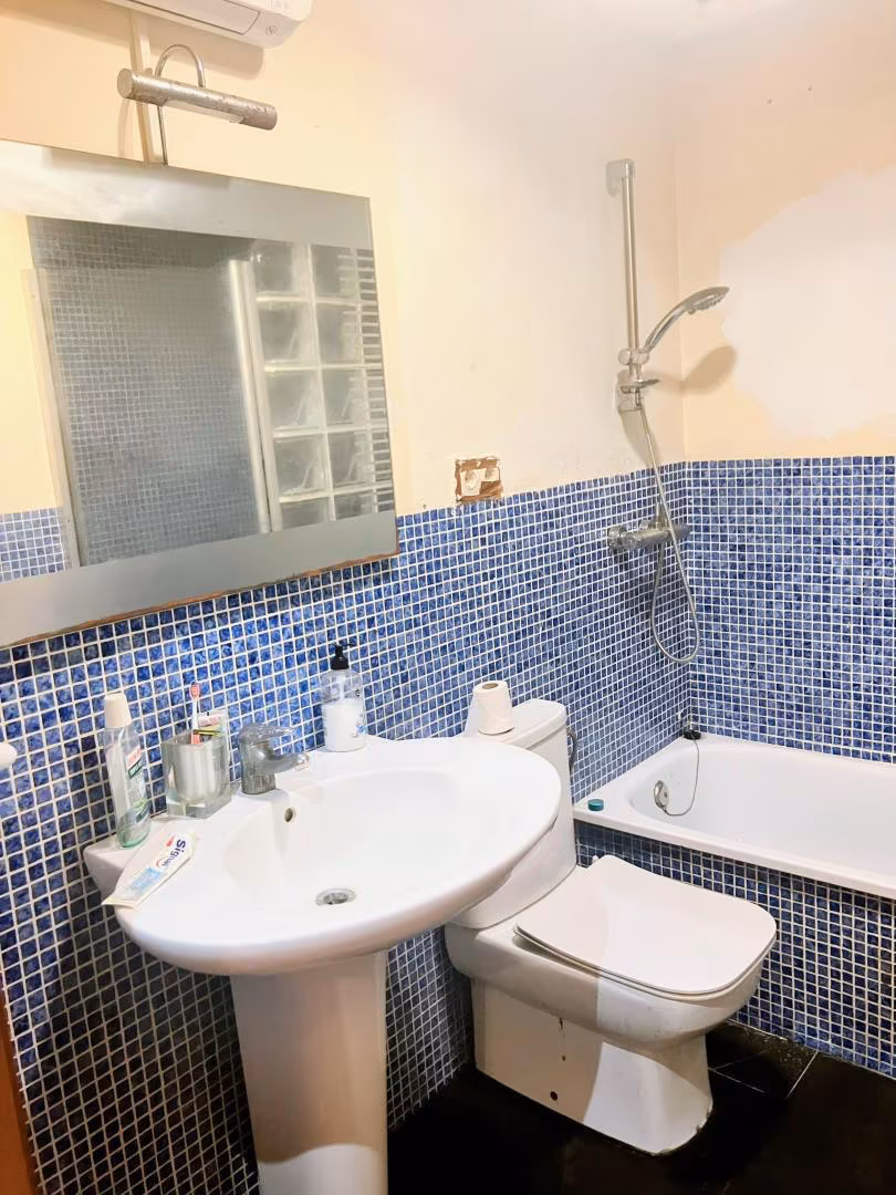 Casa adosada en  Carrer de la Circumval lació Baixa 37 - Foto 10