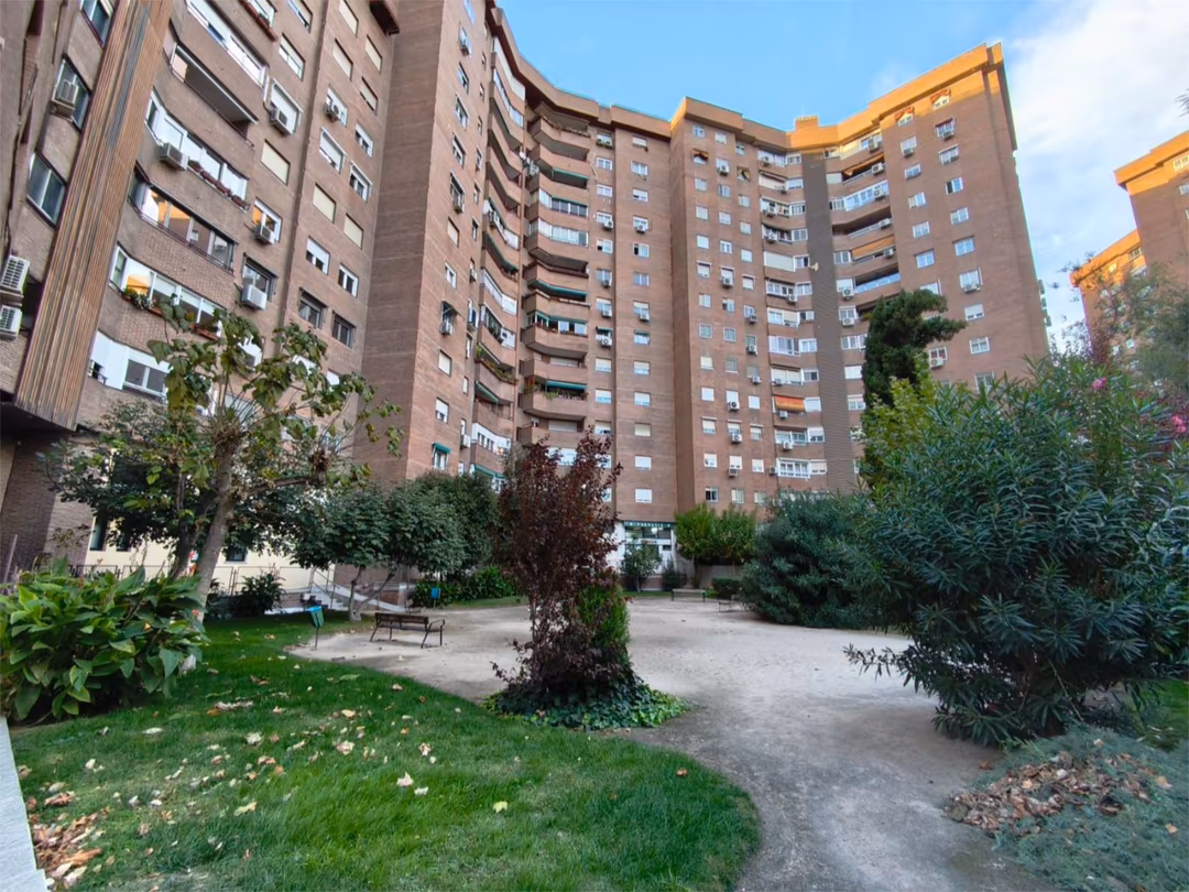 Piso en  Calle de Ramón Areces 14 - Foto 18