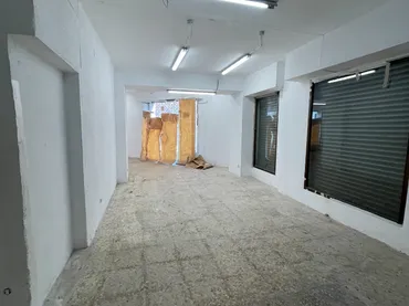 Local comercial en Esplugues de Llobregat - Foto 5