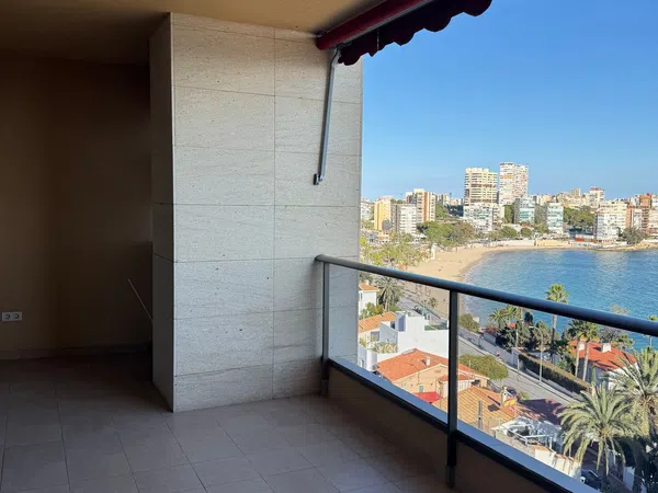 Piso en avenida de Villajoyosa, 117