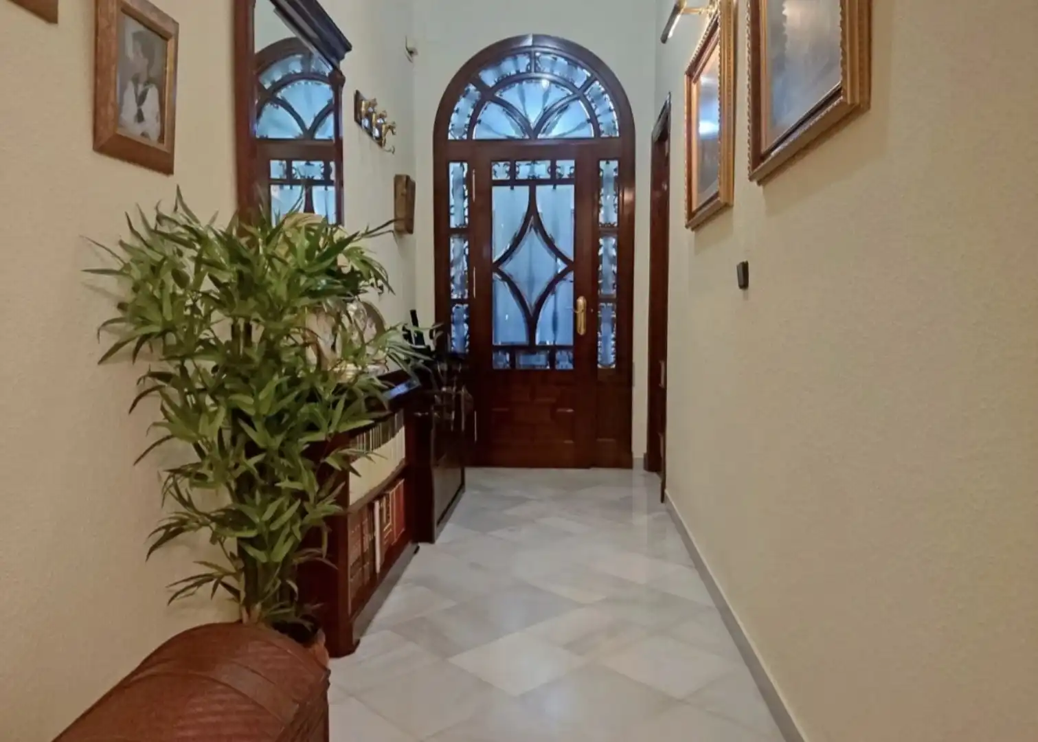 Casa adosada en  Calle Julián Romero 2 - Foto 2