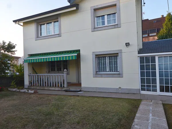 Casa o chalet independiente en Calle Chorima, 17, Liáns, Liáns - Foto 1