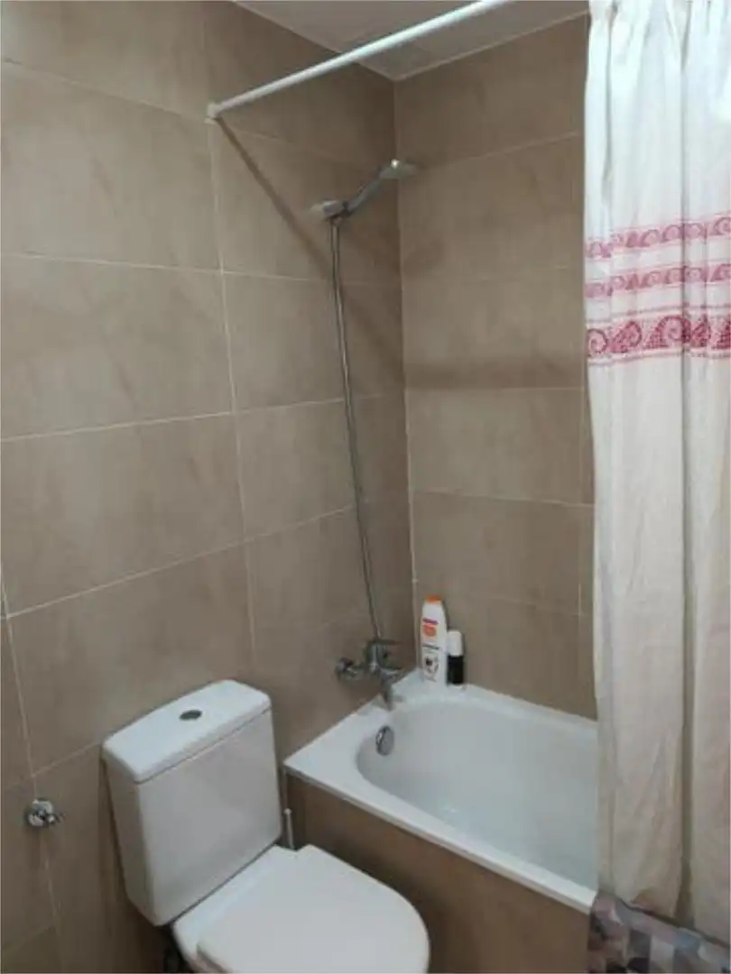 Piso en Rochapea - Foto 8