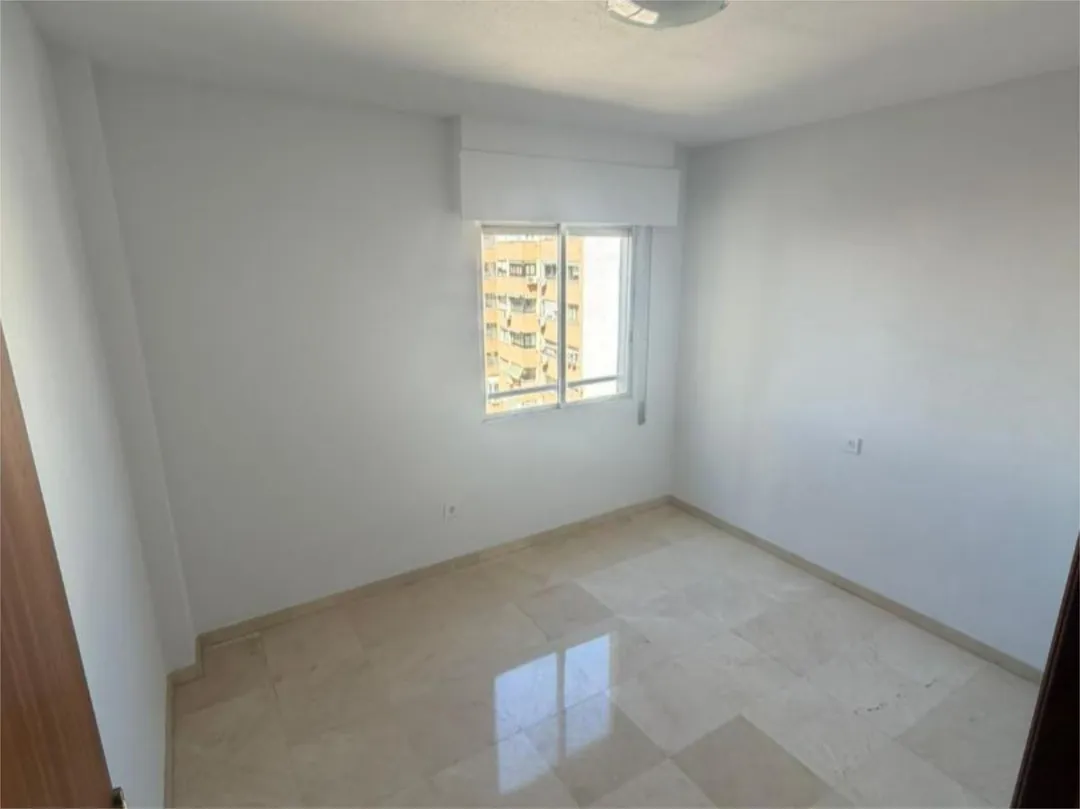 Piso en  Avinguda Oscar Espla 23 - Foto 25