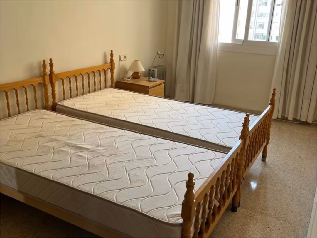 Piso en  Carrer de Ramon Muntaner 48 - Foto 12