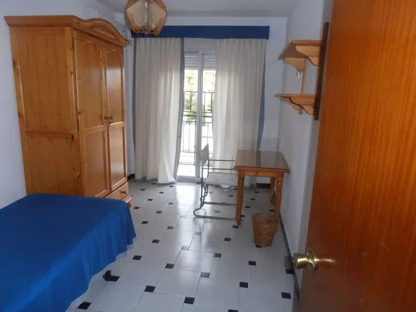 Piso en calle Castillo de Alcala de Guadaira, 21