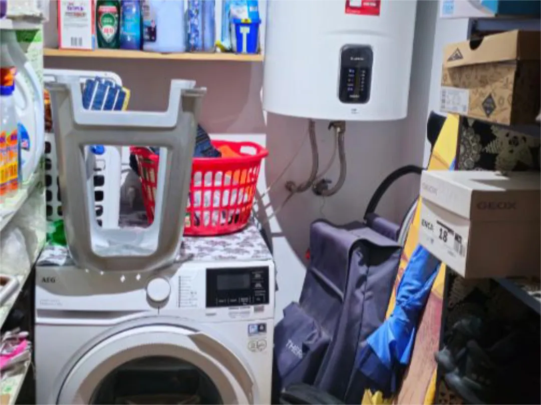 Piso en  Carrer d'Olot 17 - Foto 2