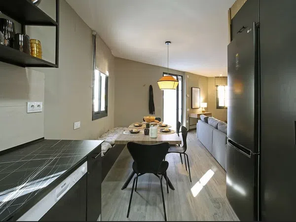 Casa de pueblo en Calle Mare de Déu dels Desemparats, 27 - Foto 2