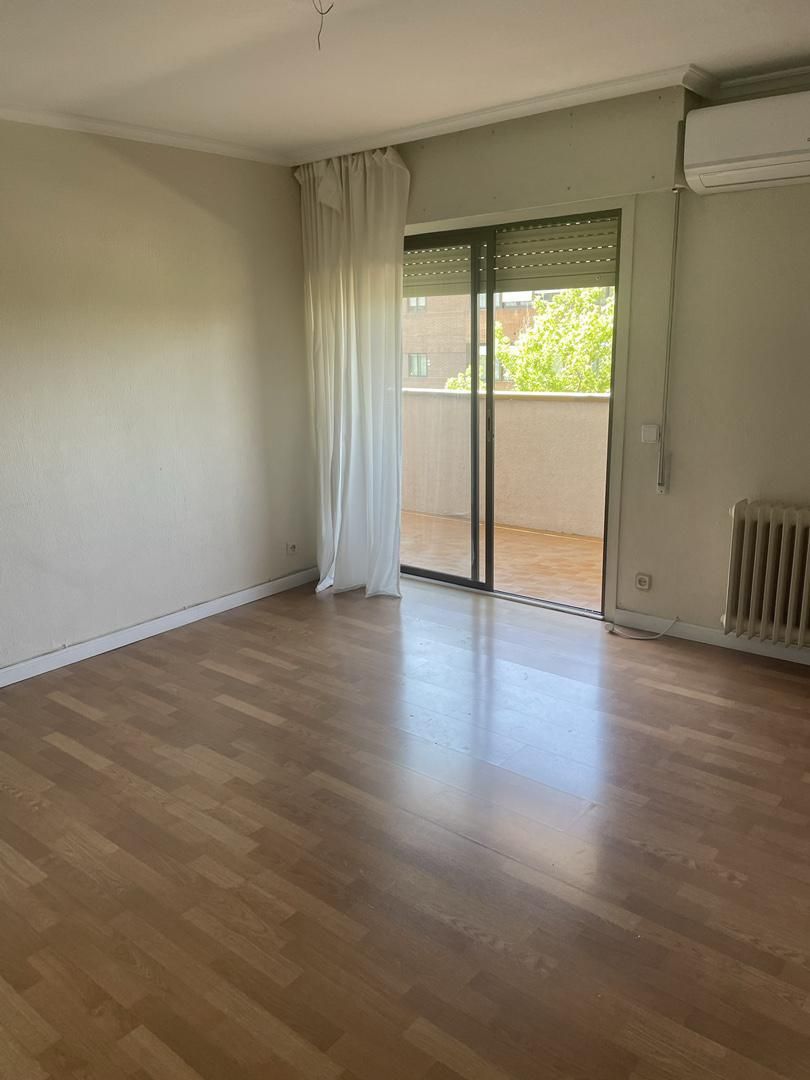 Piso en  Calle de Ramón Gómez de la Serna 28 - Foto 7