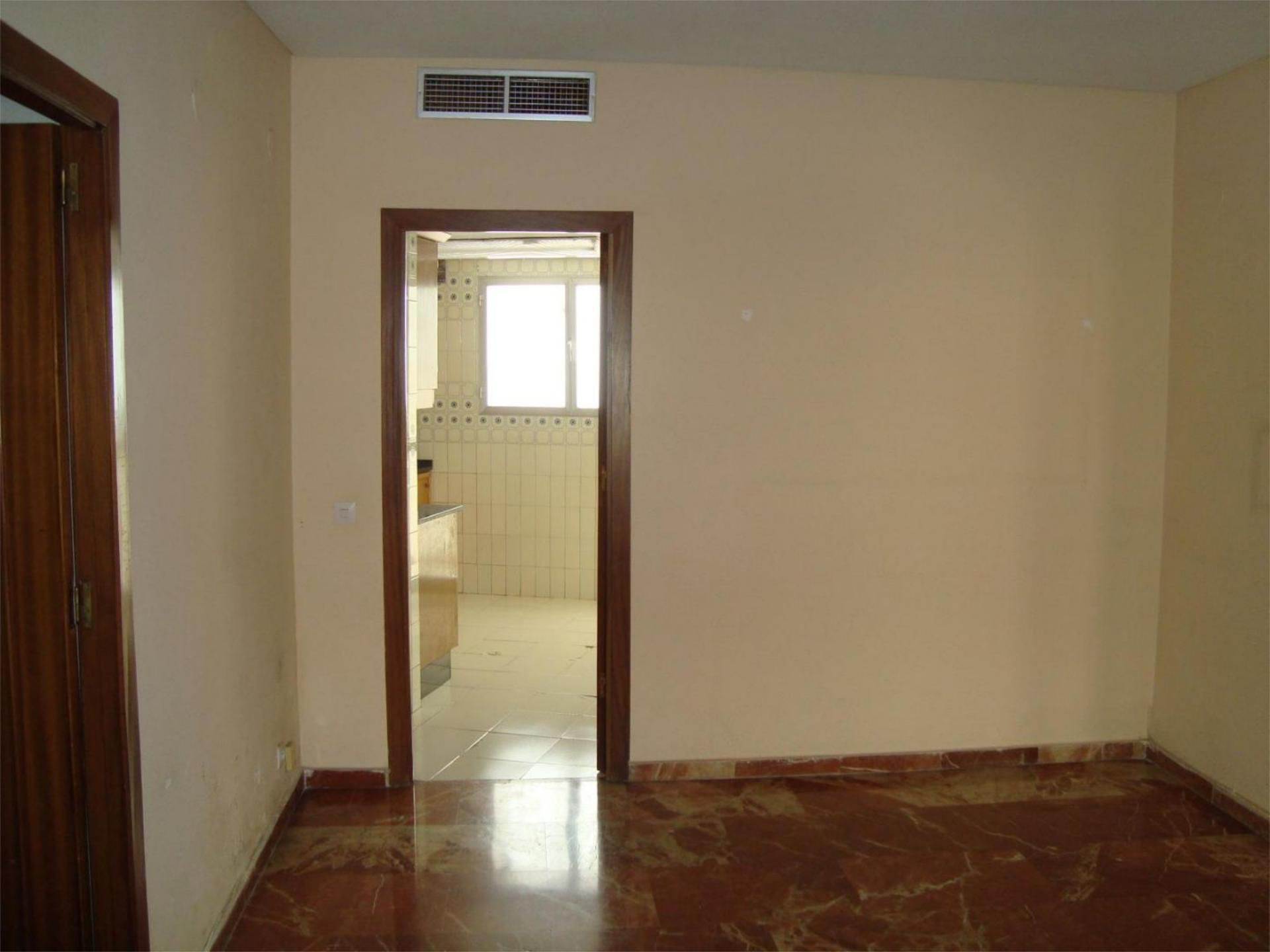 Piso en  Calle Teniente Braulio Laportilla 7 - Foto 6