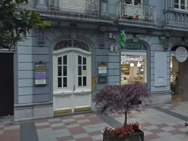 Piso en Calle Uría, 68, Parque San Francisco-Uría - Foto 1