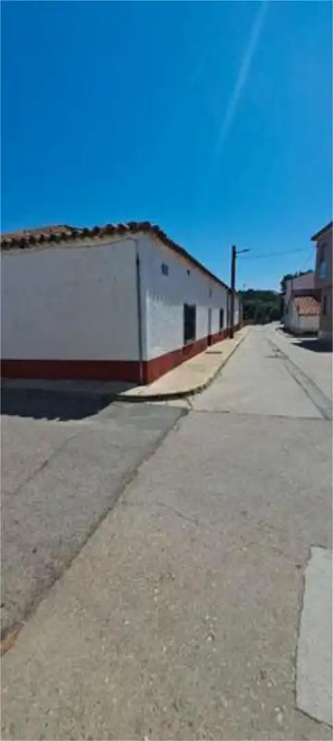Chalet en Centro del Pueblo - Foto 2
