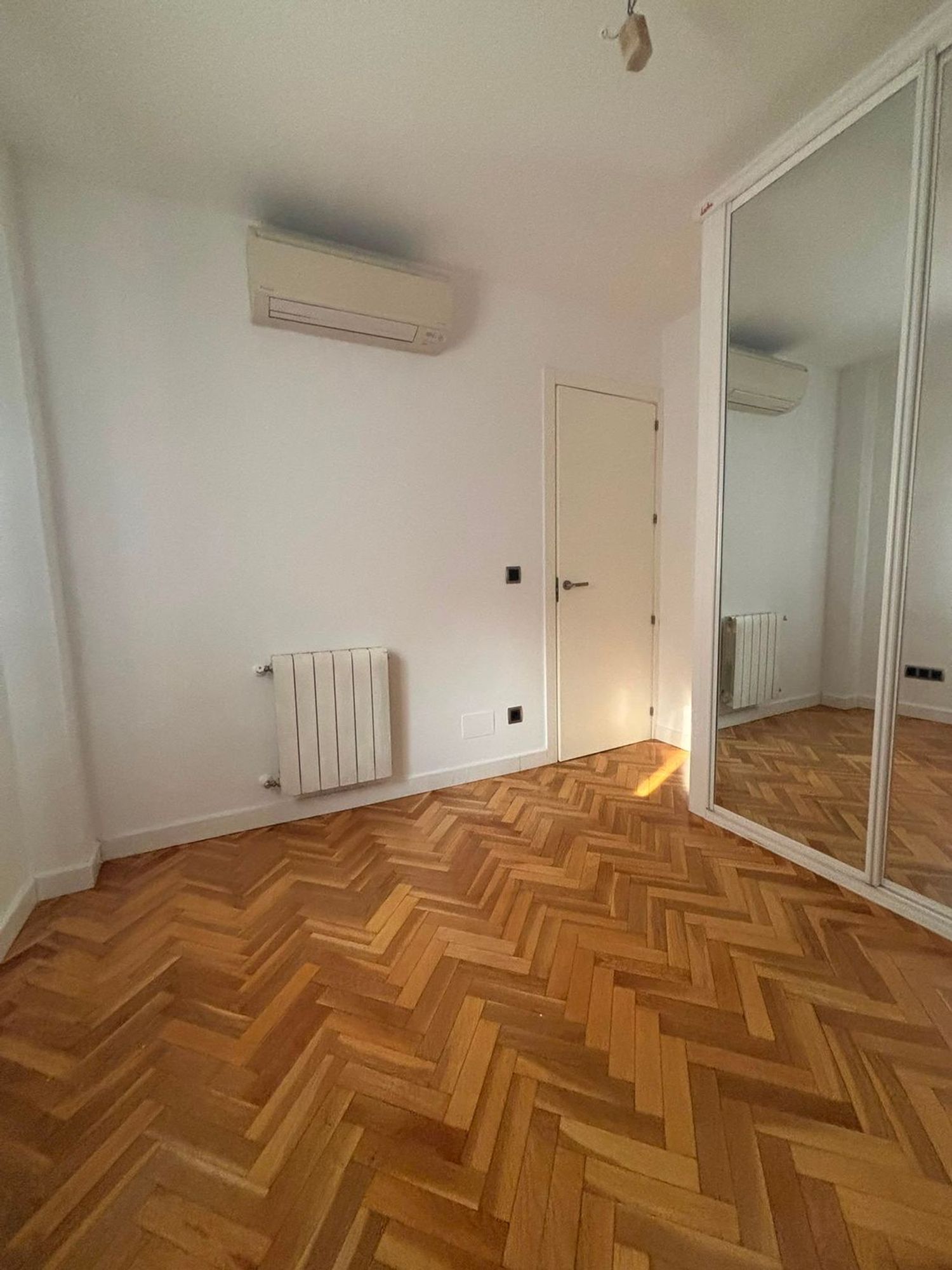 Piso en Calle de Ángel Múgica, 1, Tres Olivos - Valverde - Foto 3