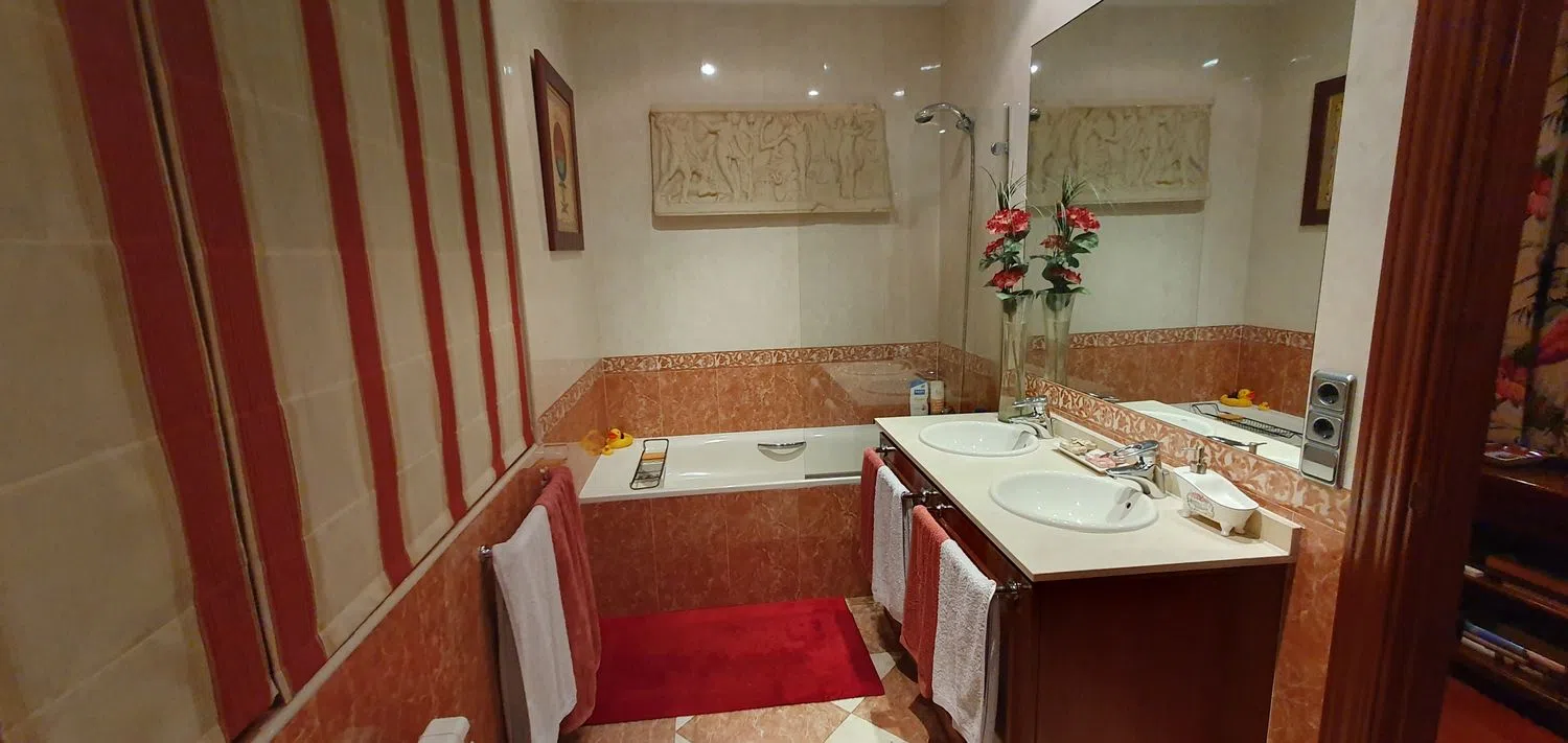 Piso en avenida de la Reina Victoria, 19 - Foto 8