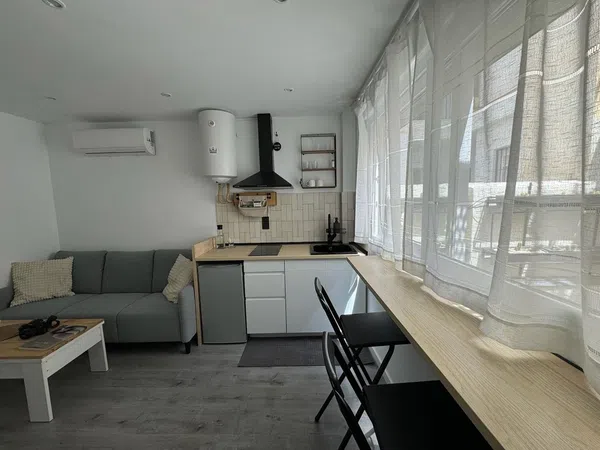 Estudio en calle Postigos, 38 - Foto 1