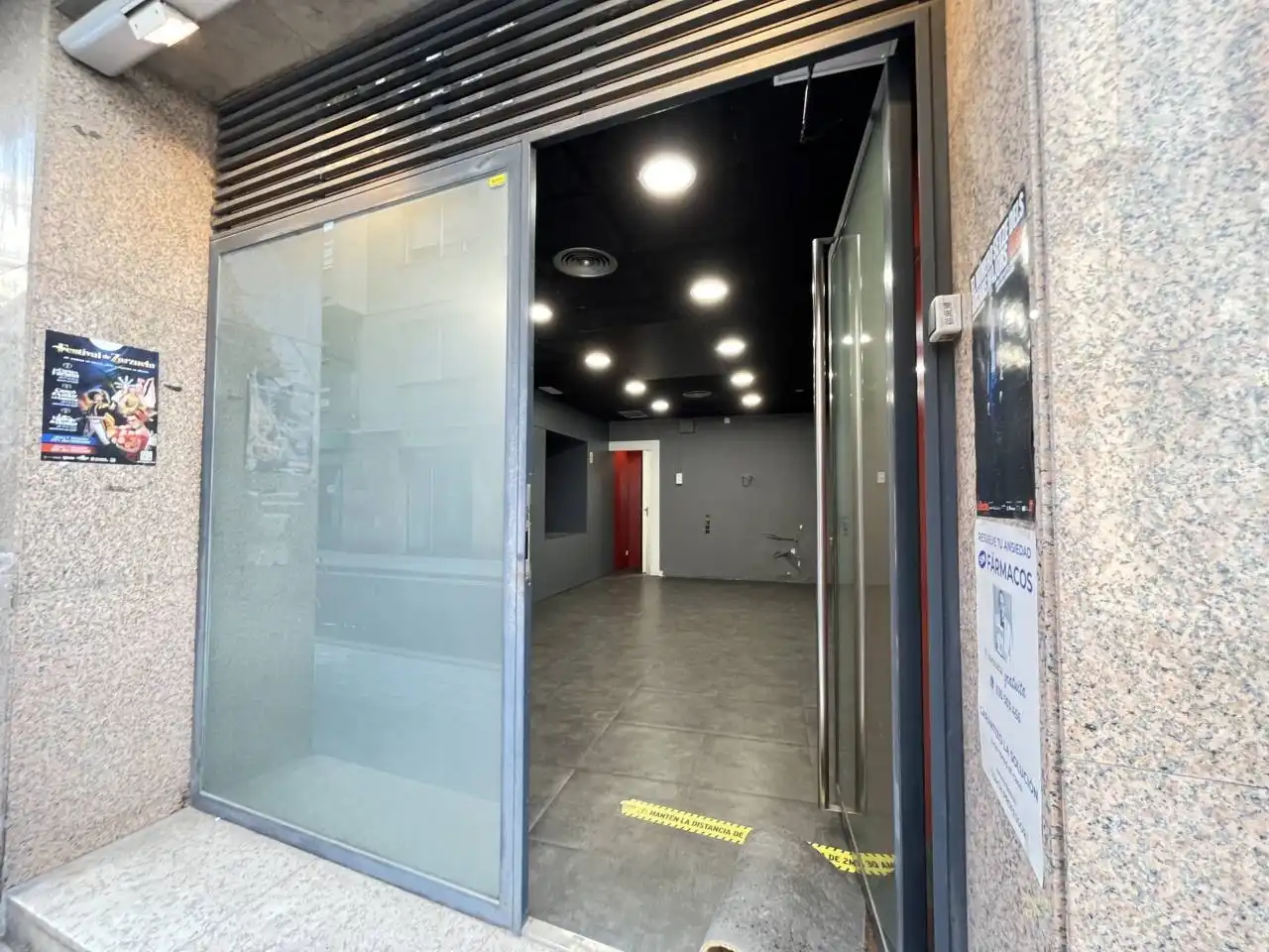Local comercial en  Calle Camp 1 - Foto 10
