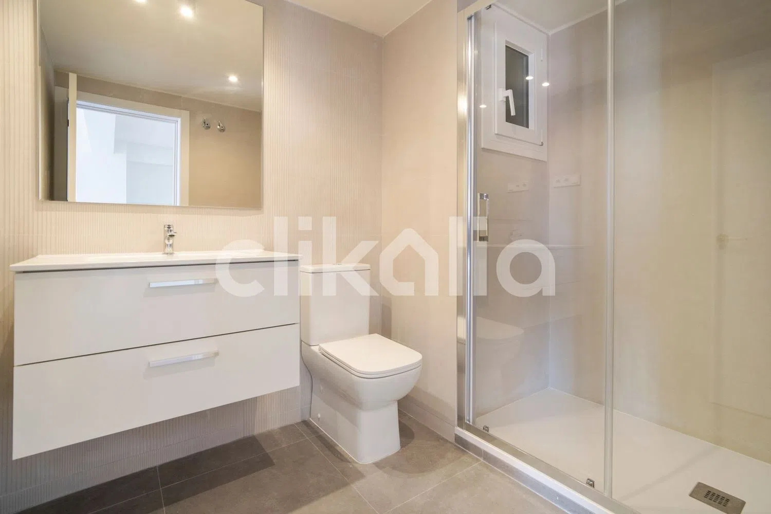 Piso en calle Ramón y Cajal - Foto 23