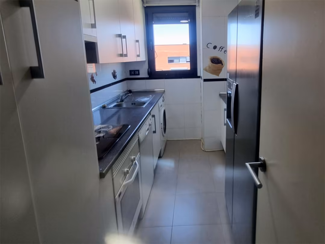 Piso en  Calle Ganados del Salobral 4 - Foto 9