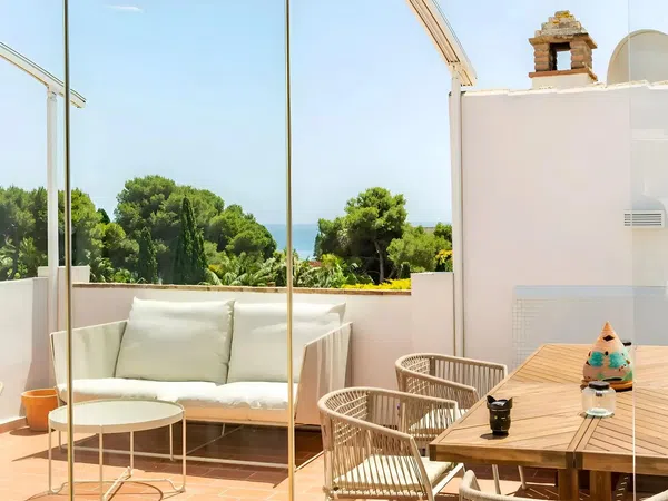 Chalet adosado en calle Frankfurt, 2