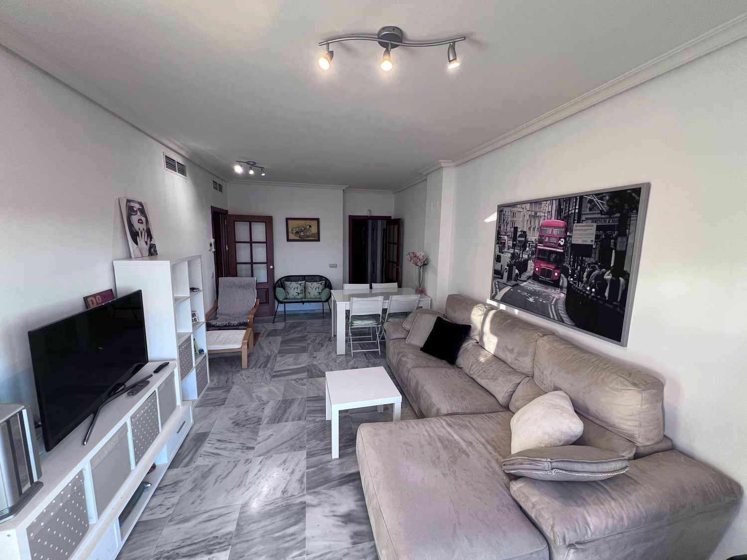 Piso en avenida de las Ciencias, 25 - Foto 4