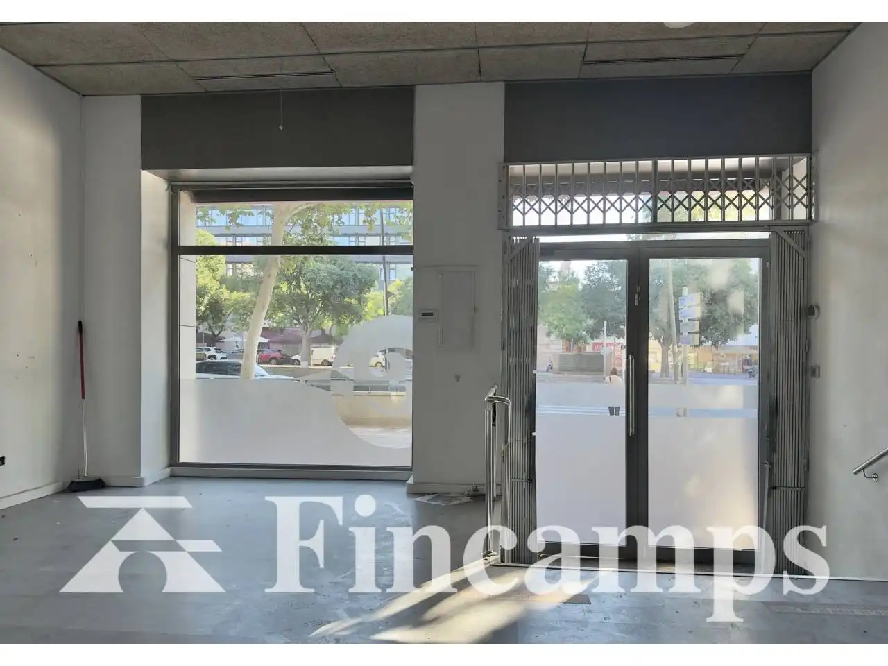 Local comercial en  Avenida Francesc Macià - Foto 15