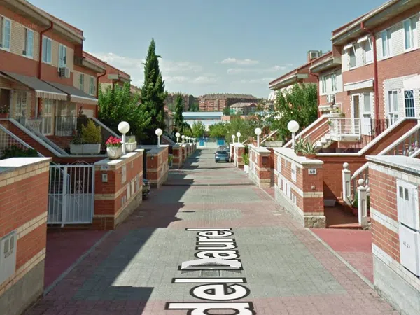 Chalet adosado en Zona Estación- Centro