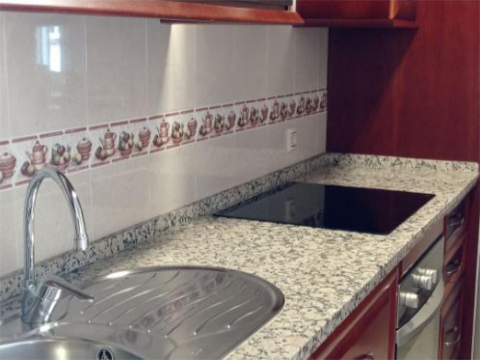 Piso en  Calle Santa Rosa 5