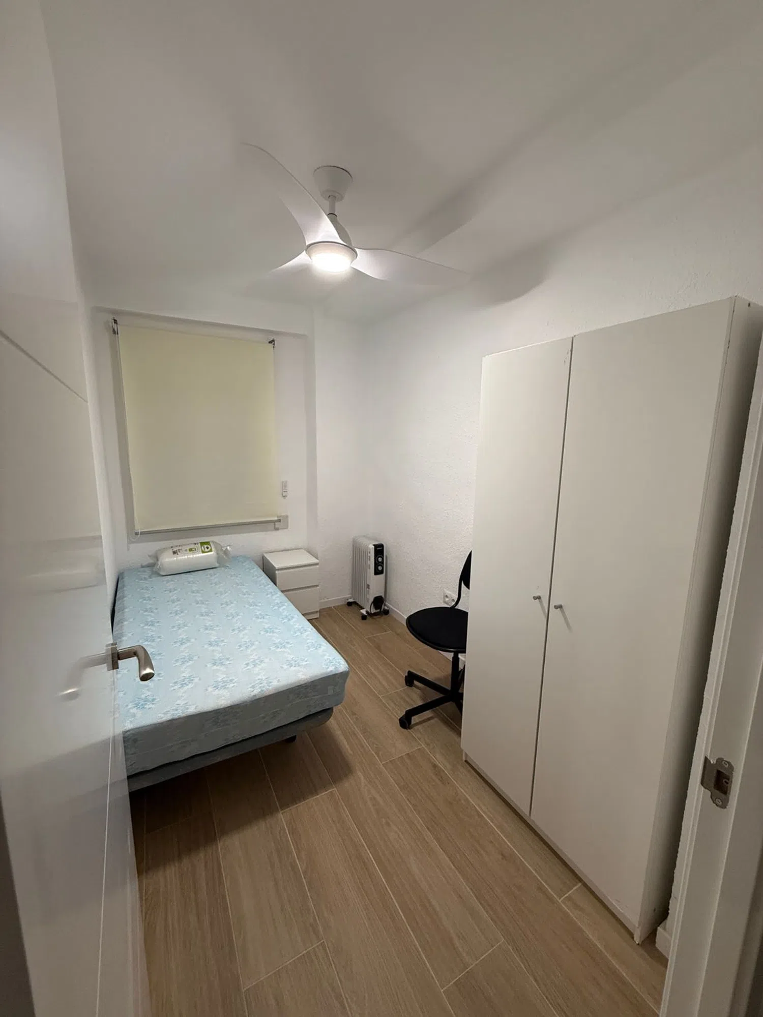 Piso en calle de Eugenia de Montijo, 73 - Foto 17