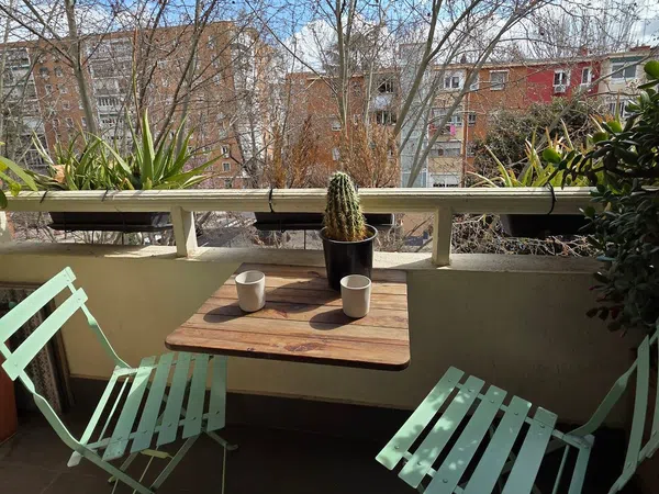 Piso en plaza de Burdeos, 2