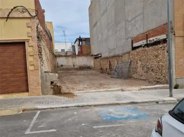 Terreno Urbanizable en  Carrer Mare de Déu dels Àngels 3 - Foto 1