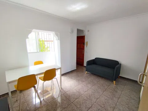 Piso en calle Virgen de la Peña, 7