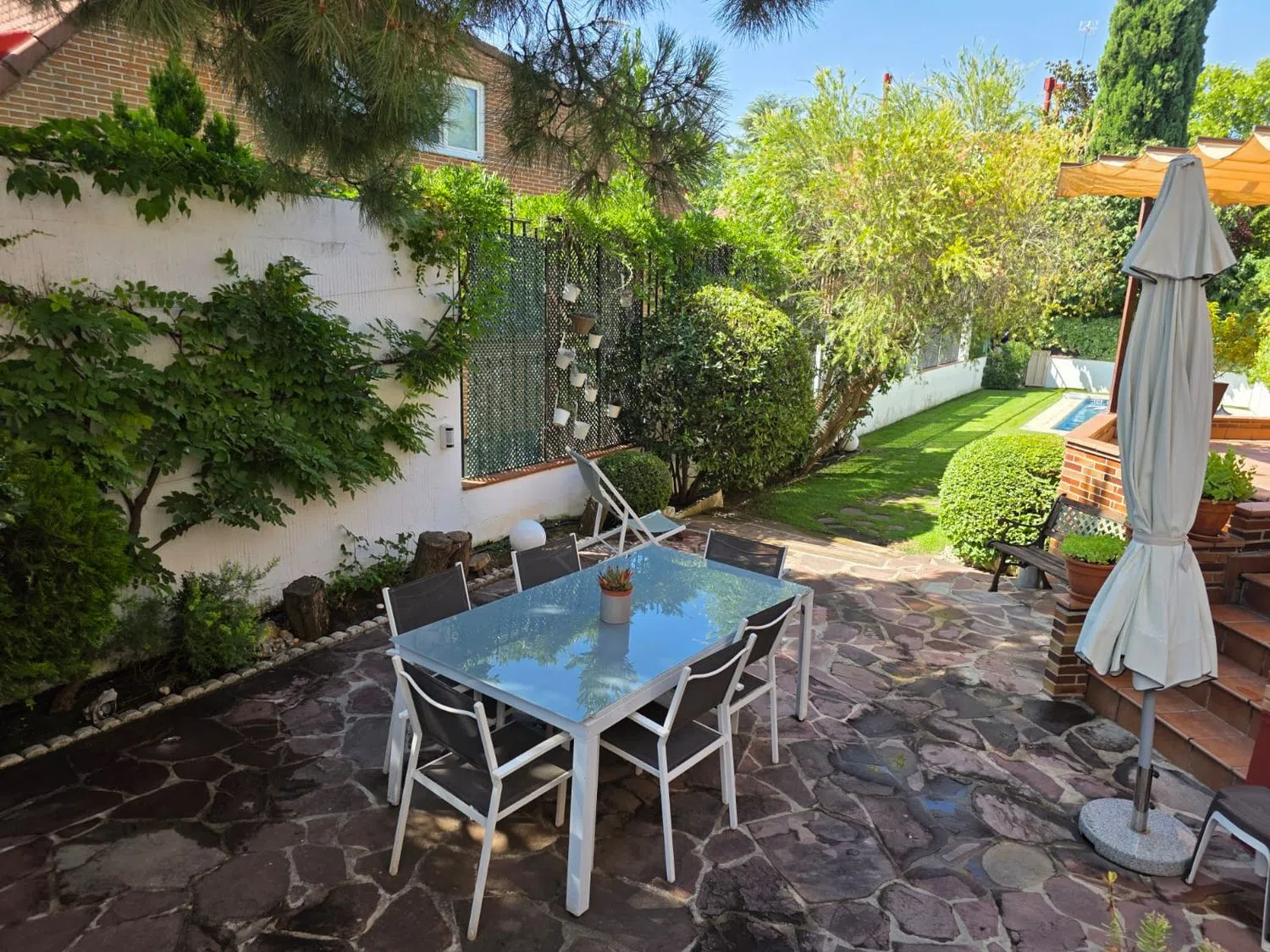 Chalet pareado en avenida de Logroño, 40 - Foto 1