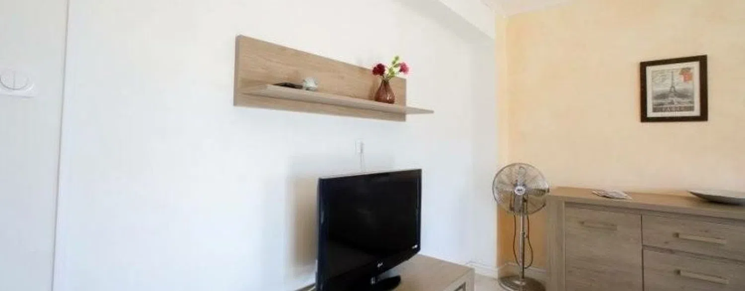 Piso en calle Rio Cenia, 1 - Foto 1