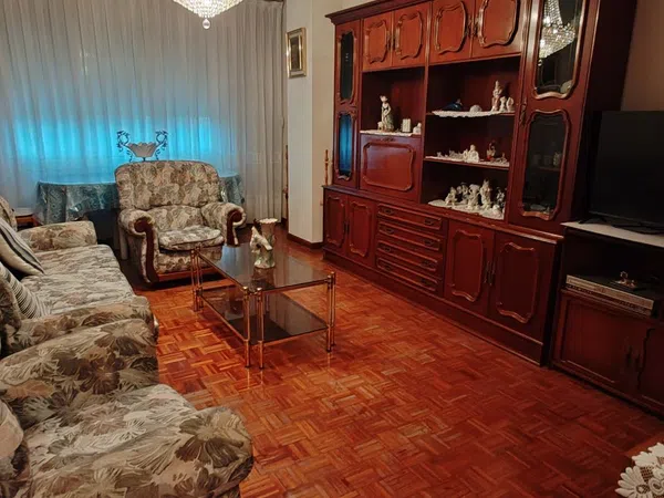 Piso en calle Juntas Generales, 4 - Foto 1