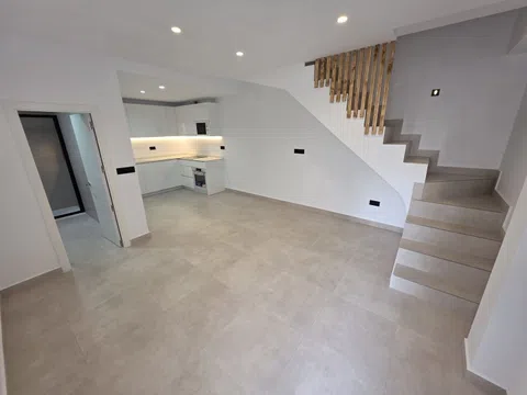 Casa independiente en calle Párroco Antonio Gómez Villalobos, 145