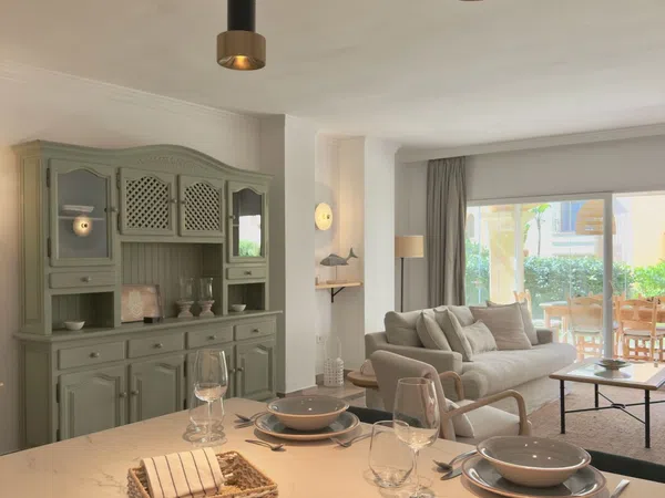 Piso en avenida Santa Maria, 1