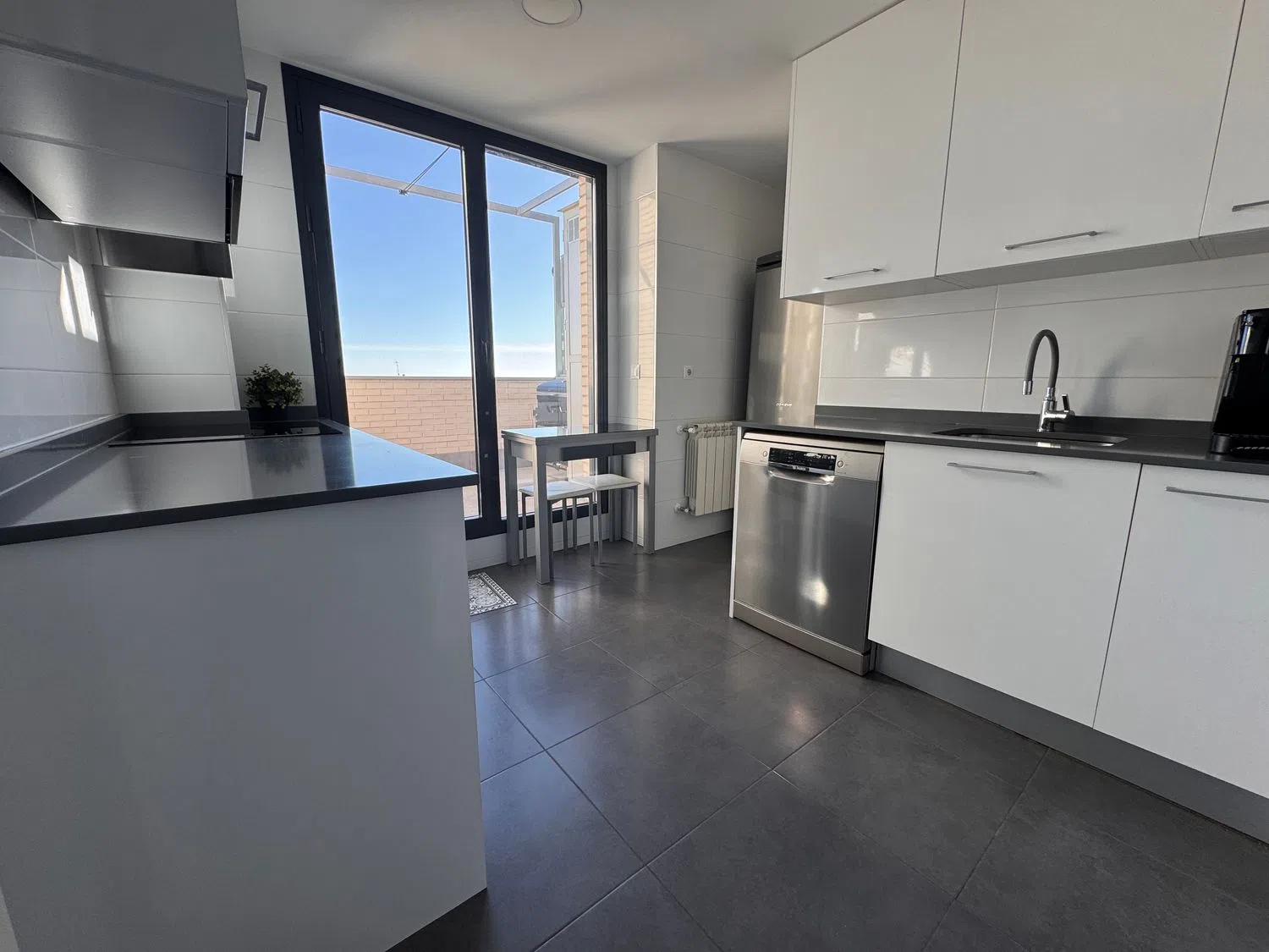 Ático en calle Diego de Almagro, 5 - Foto 9