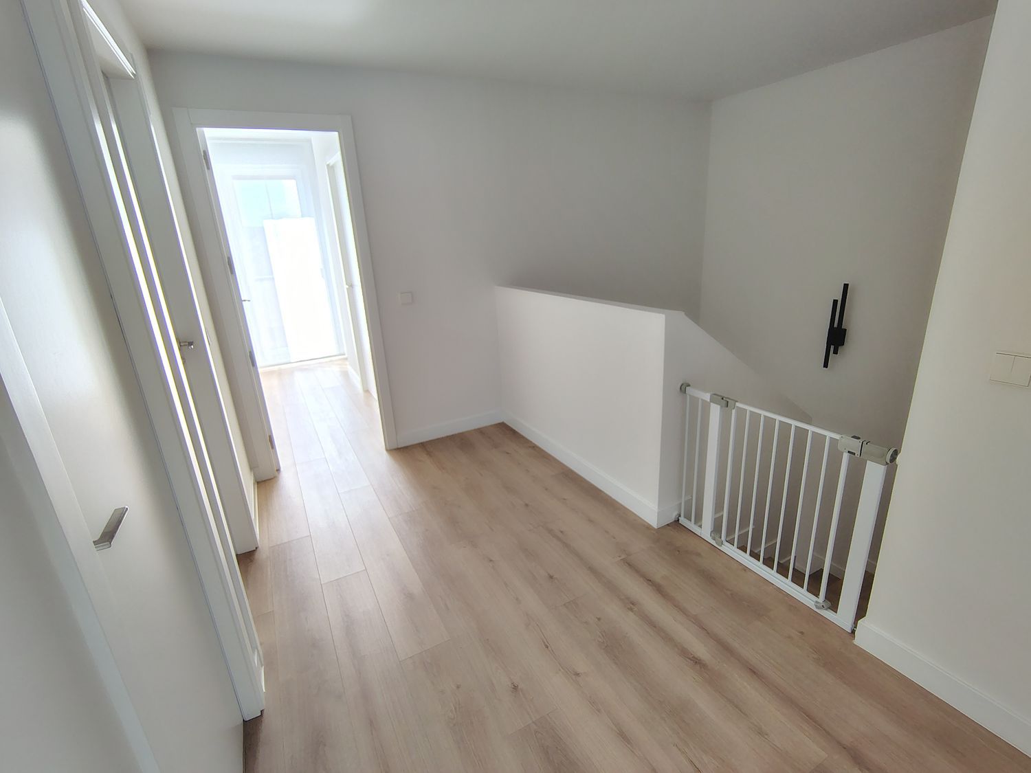 Chalet adosado en Primera Fase - Nuevo Tres Cantos - Foto 15