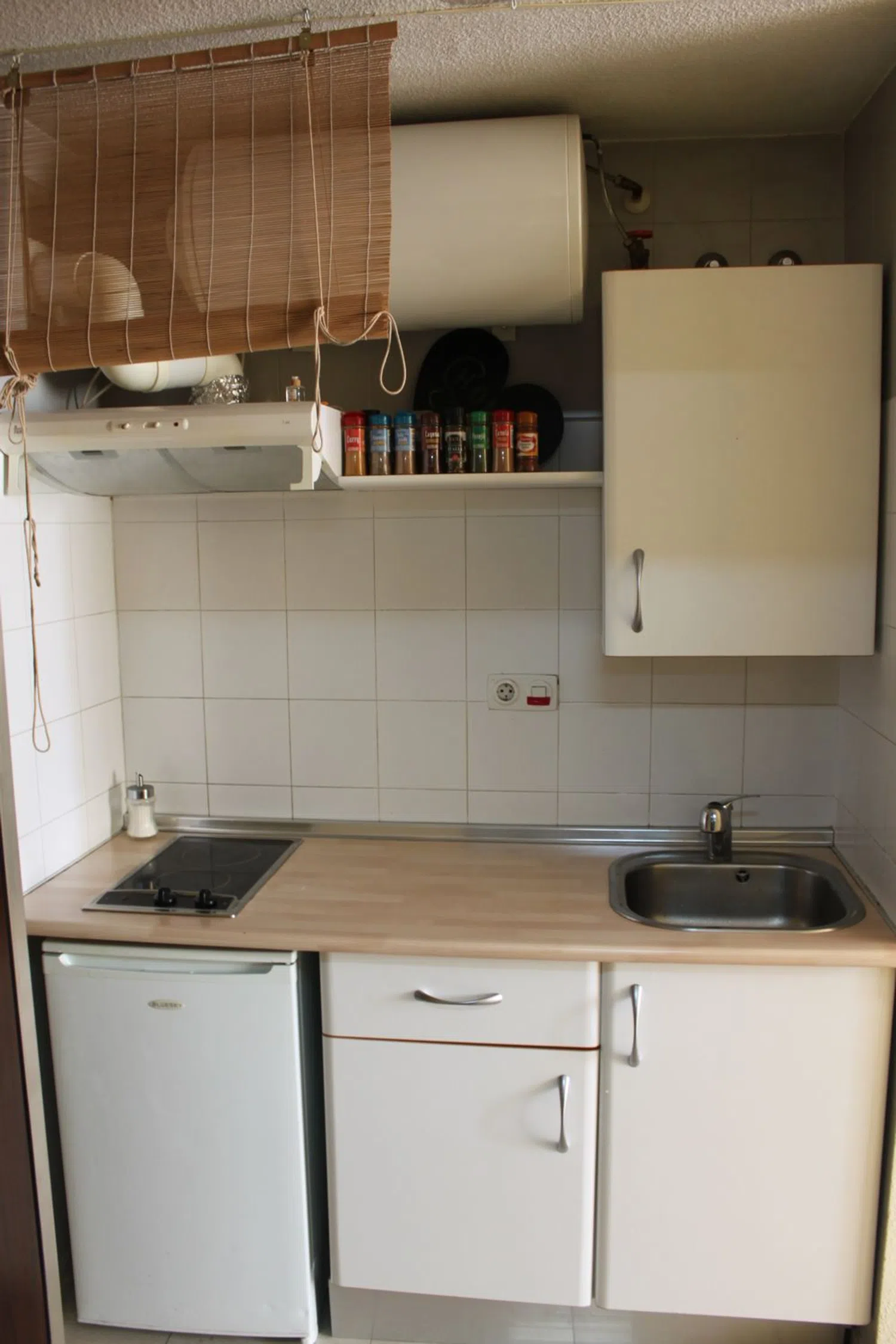 Estudio en calle Martín Villa, 8 - Foto 3