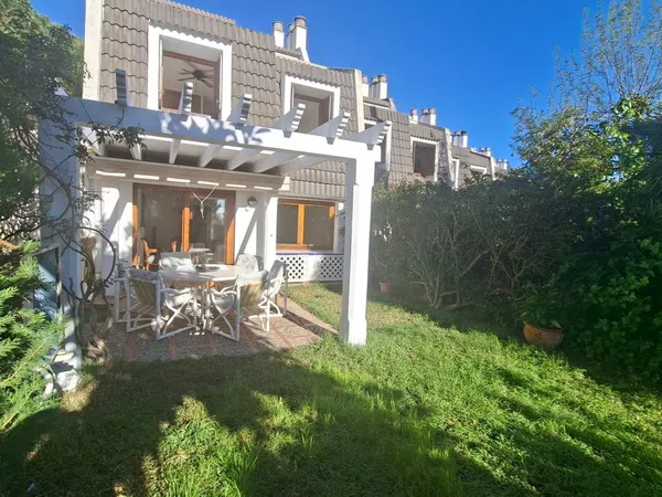 Chalet adosado en Calle de l'Almirall Bonifaz, 5, Son Armadams - Foto 1