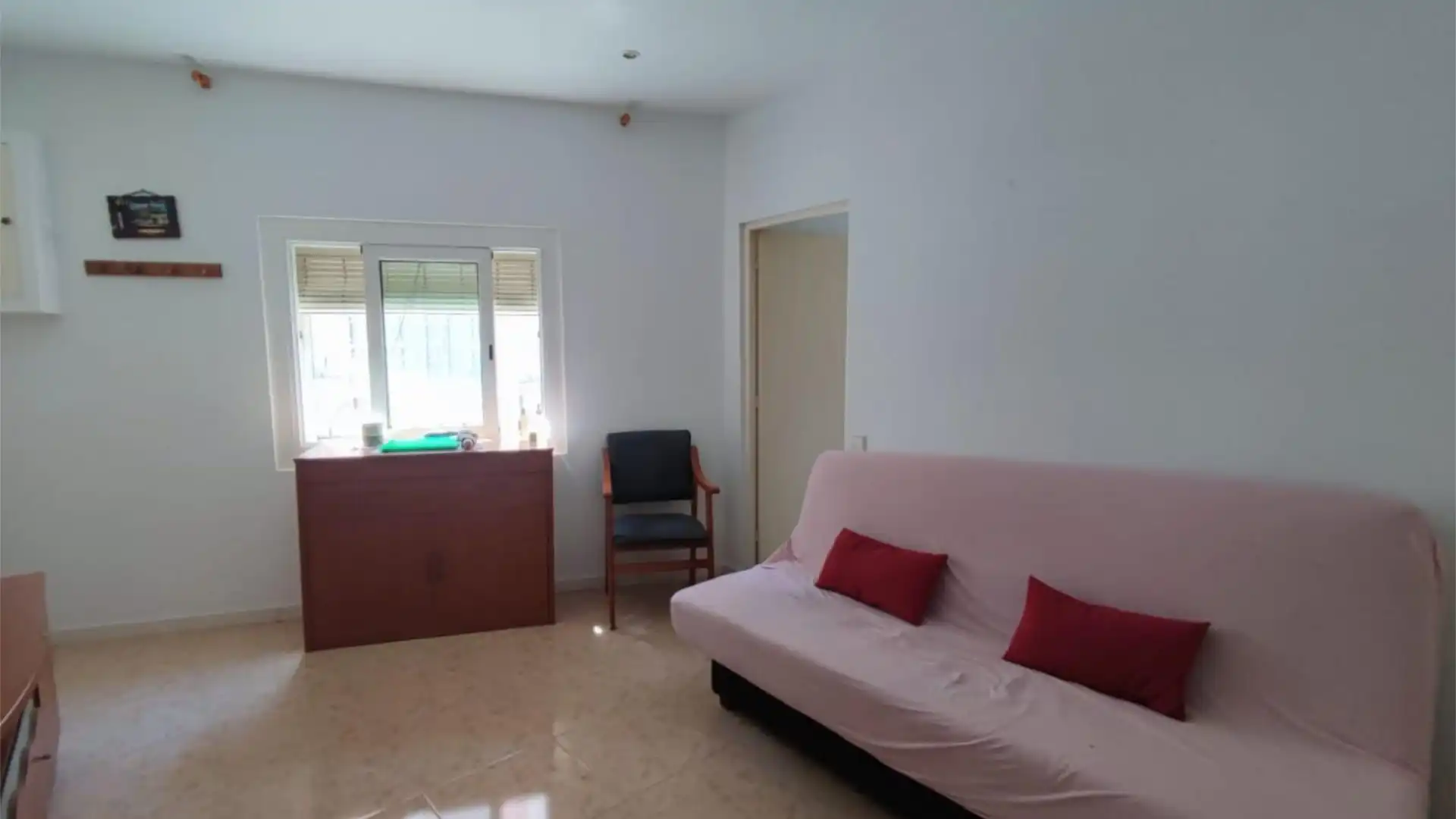 Piso en  Carrer de la Mare de Déu dels Angels 55 - Foto 3