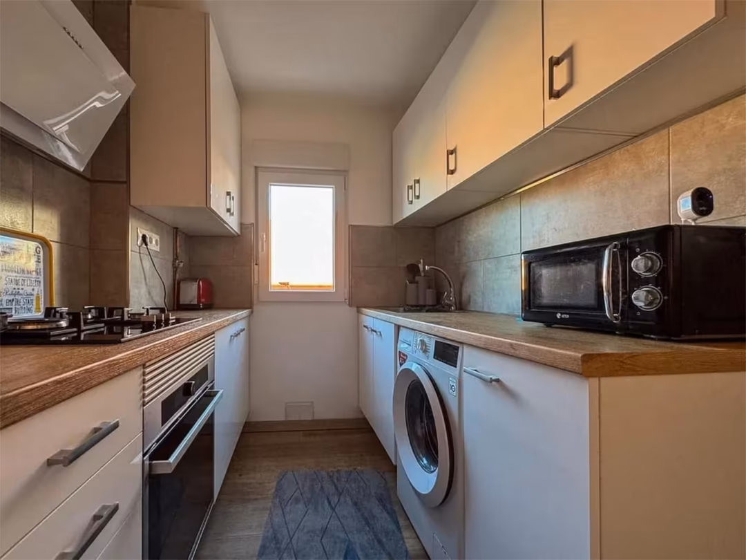 Piso en  Calle del Carmen 21 - Foto 8