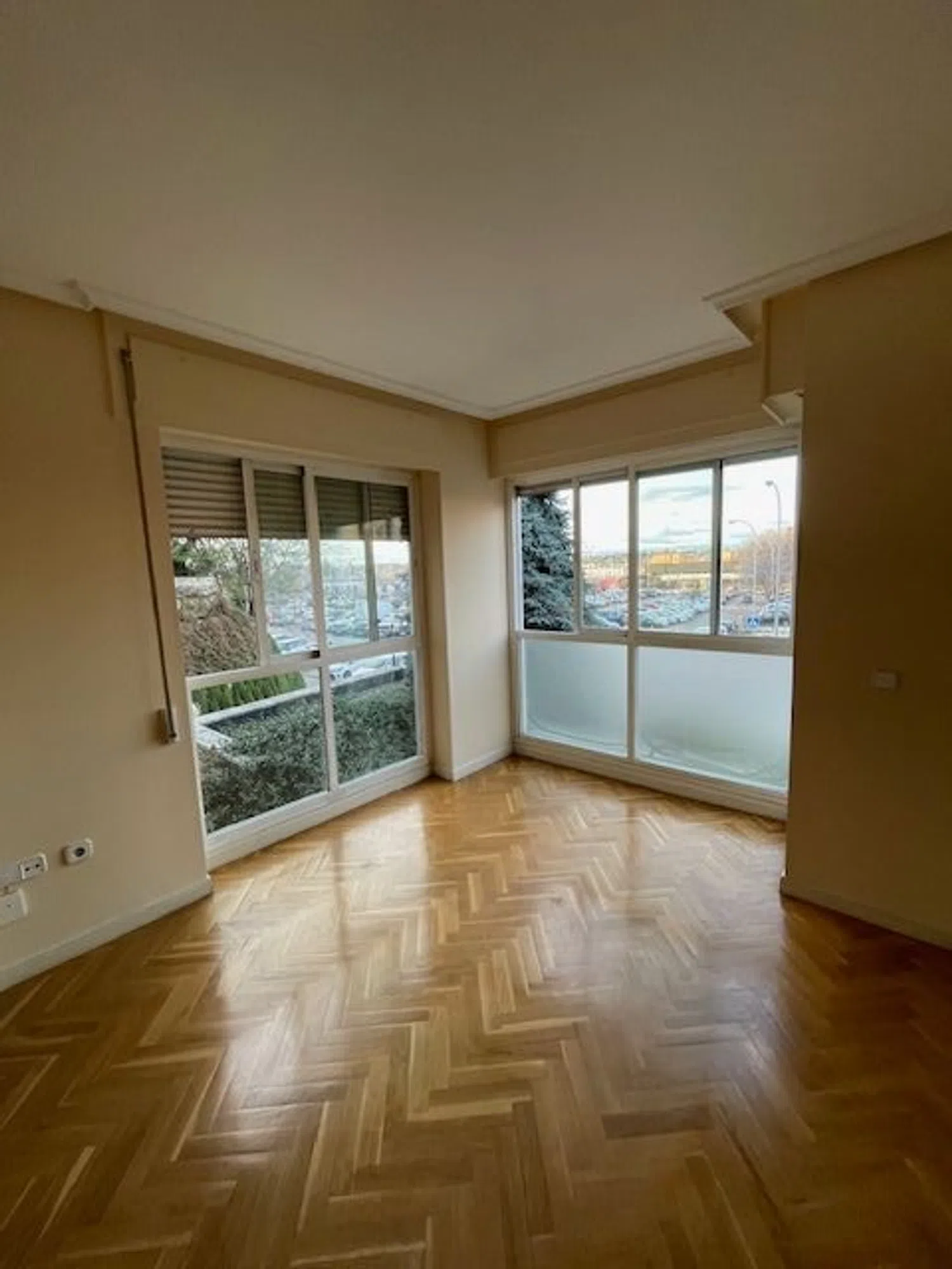 Piso en avenida del Talgo, 131 - Foto 1