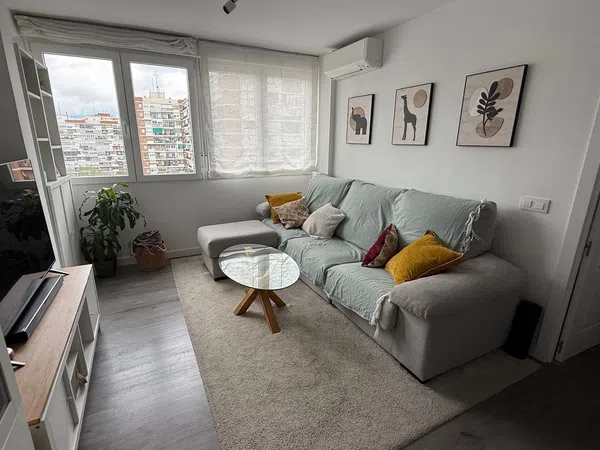 Piso en avenida de Monforte de Lemos, 163