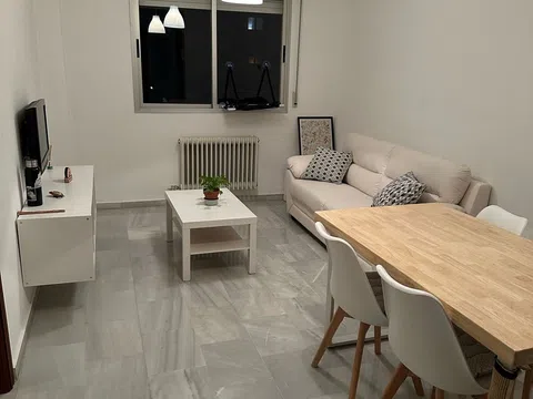 Piso en calle Emilia Pardo Bazán, 8