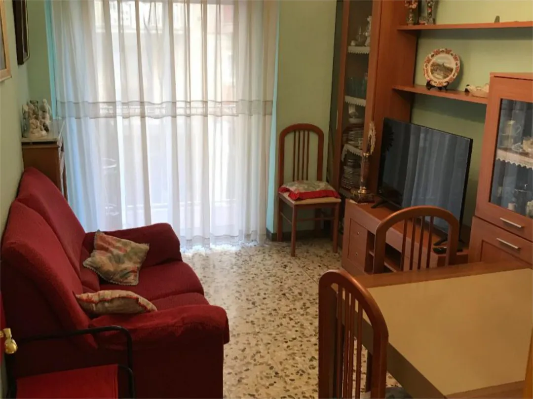 Piso en  Calle de la Reina Fabiola 22 - Foto 3