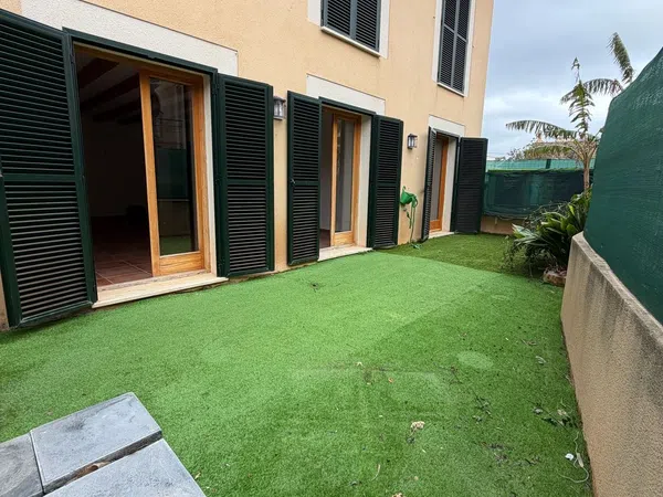 Piso en calle dels Montcada, 1 a - Foto 1